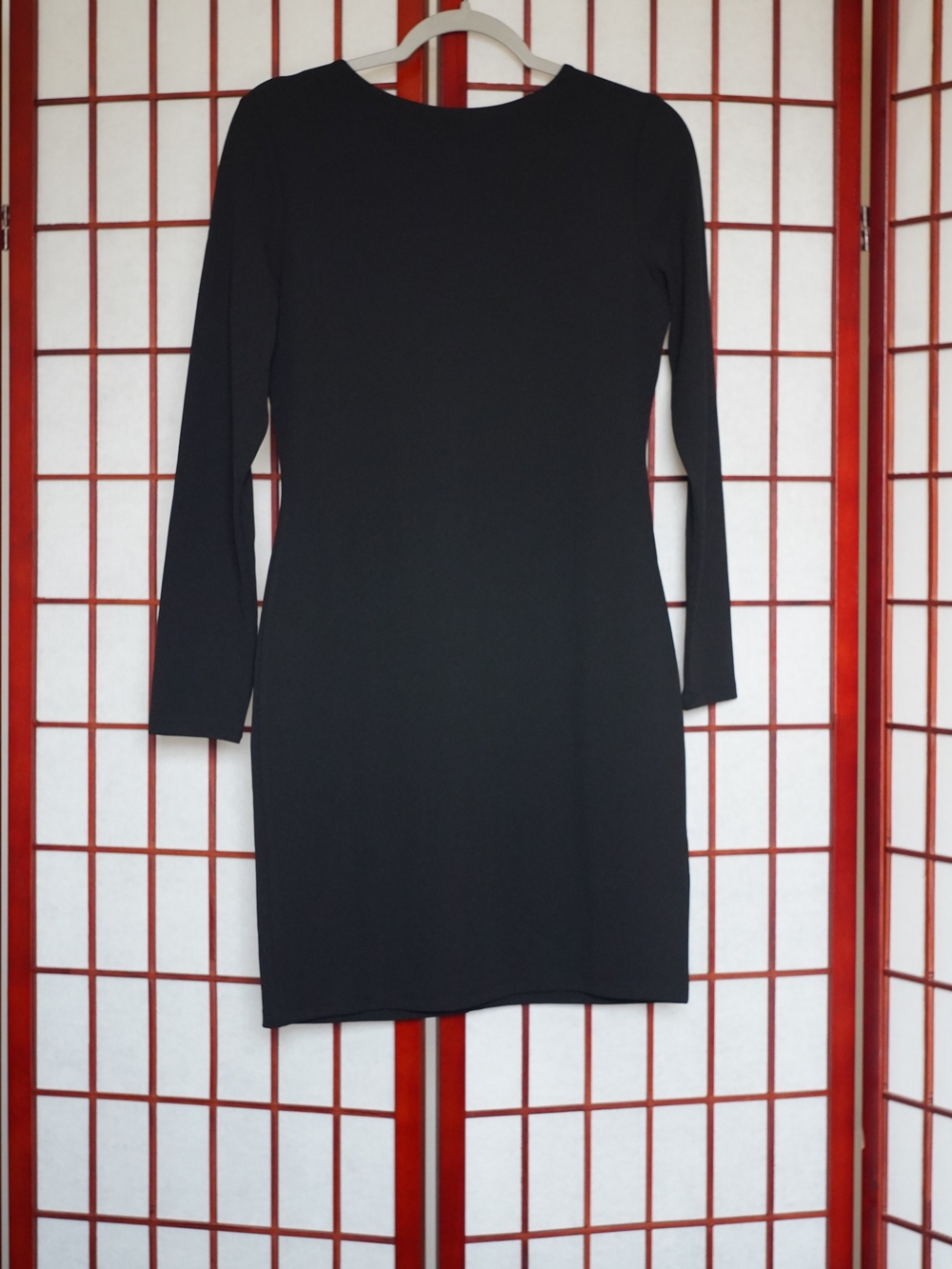 H&M Black Long-Sleeve Sheath Dress